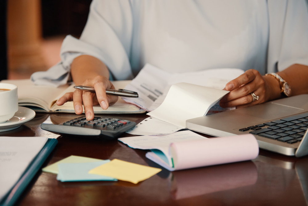 Payroll Administrator: Everything You Need to Know